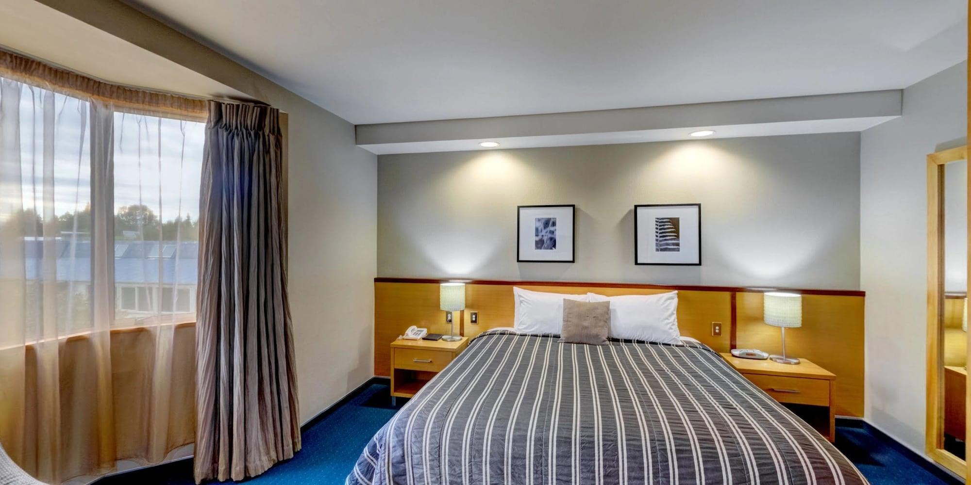 ดิสติงก์ชัน ลักซ์มอร์ โฮเทล Hotel เทอาเนา ภายนอก รูปภาพ